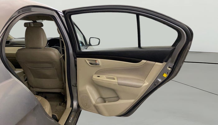 2017 Maruti Ciaz ALPHA  AT 1.4  PETROL, Petrol, Automatic, 90,009 km, RHS Rear Door