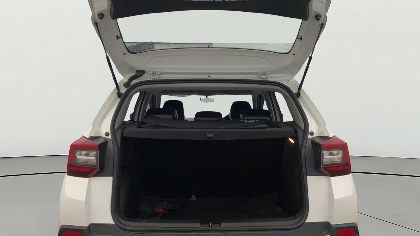 2025 Skoda Kylaq Signature AT, Petrol, Automatic, 6,467 km, Boot Open Zoomed View