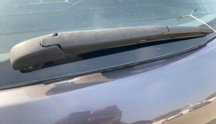 2017 Hyundai Elite i20 ASTA 1.2 (O), Petrol, Manual, 93,604 km, Rear Wiper