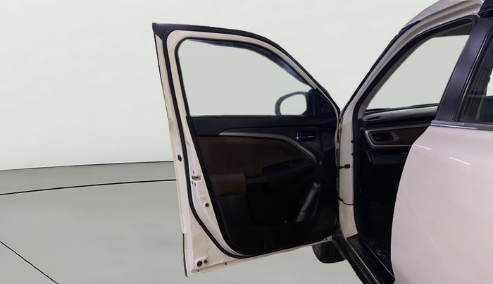 2022 Maruti BREZZA ZXI SMART HYBRID , Petrol, Manual, 77,810 km, LHS Front Door