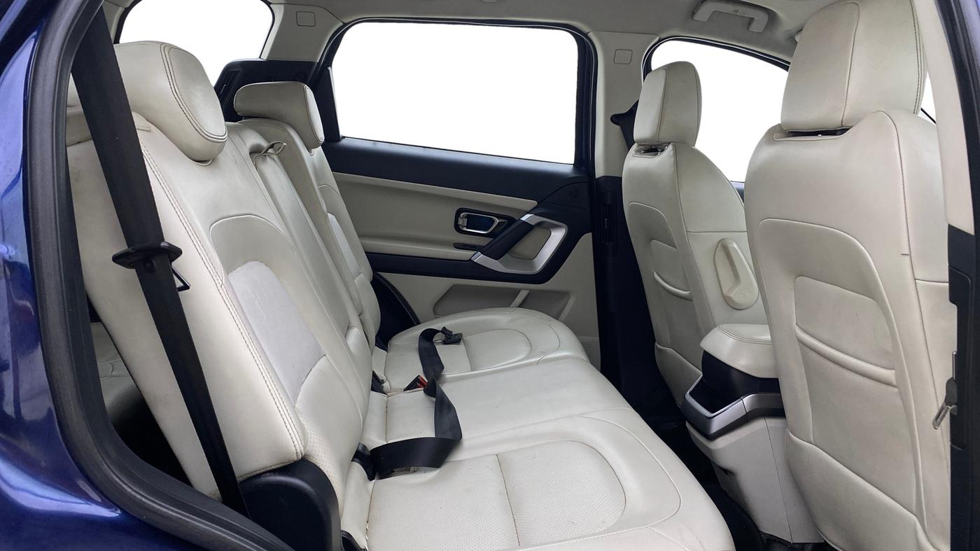 2021 Tata Safari XZ PLUS, Diesel, Manual, 67,578 km, Right Side Rear Door Cabin