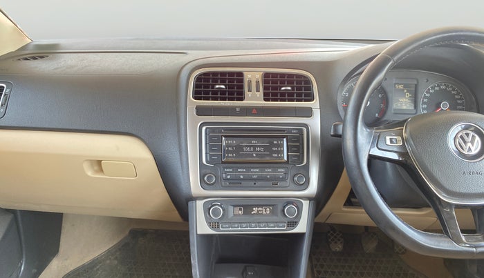 2014 Volkswagen Polo HIGHLINE1.2L, Petrol, Manual, 44,306 km, Air Conditioner