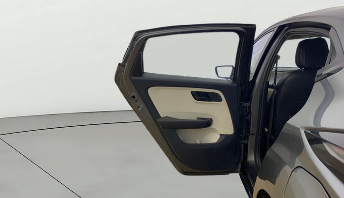 2022 Tata ALTROZ XM PLUS PETROL, Petrol, Manual, 39,977 km, LHS Rear Door