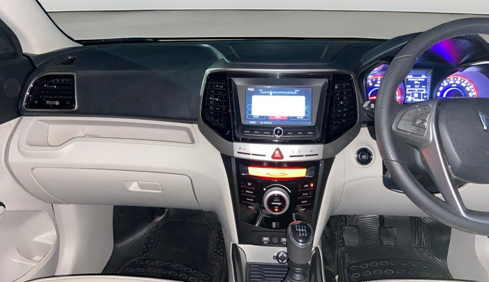 2024 Mahindra XUV300 W8 (O) 1.2 PETROL, Petrol, Manual, 31,207 km, Air Conditioner