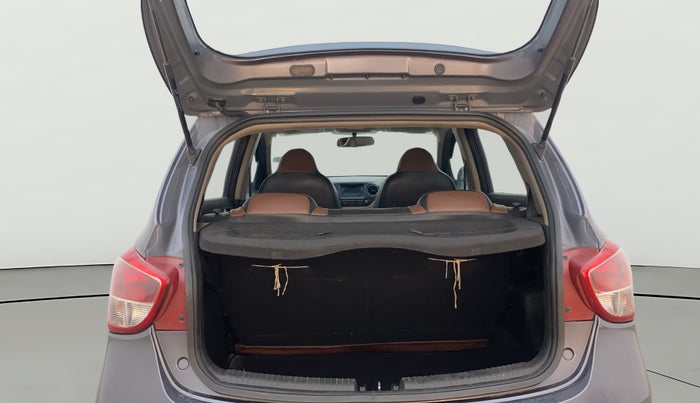 2018 Hyundai Grand i10 SPORTZ 1.2 KAPPA VTVT, Petrol, Manual, 52,963 km, Boot Open Zoomed View