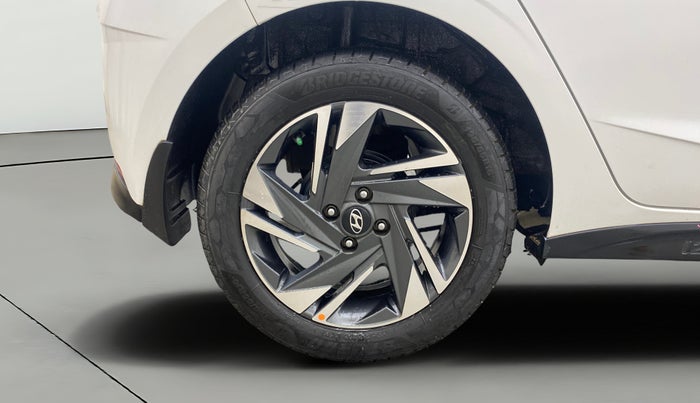 2021 Hyundai NEW I20 ASTA (O) 1.2 MT, Petrol, Manual, 51,491 km, Right Rear Wheel