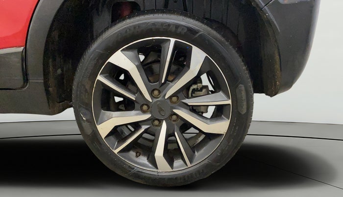 2020 Mahindra XUV300 W8 1.5 DIESEL, Diesel, Manual, 91,617 km, Left Rear Wheel