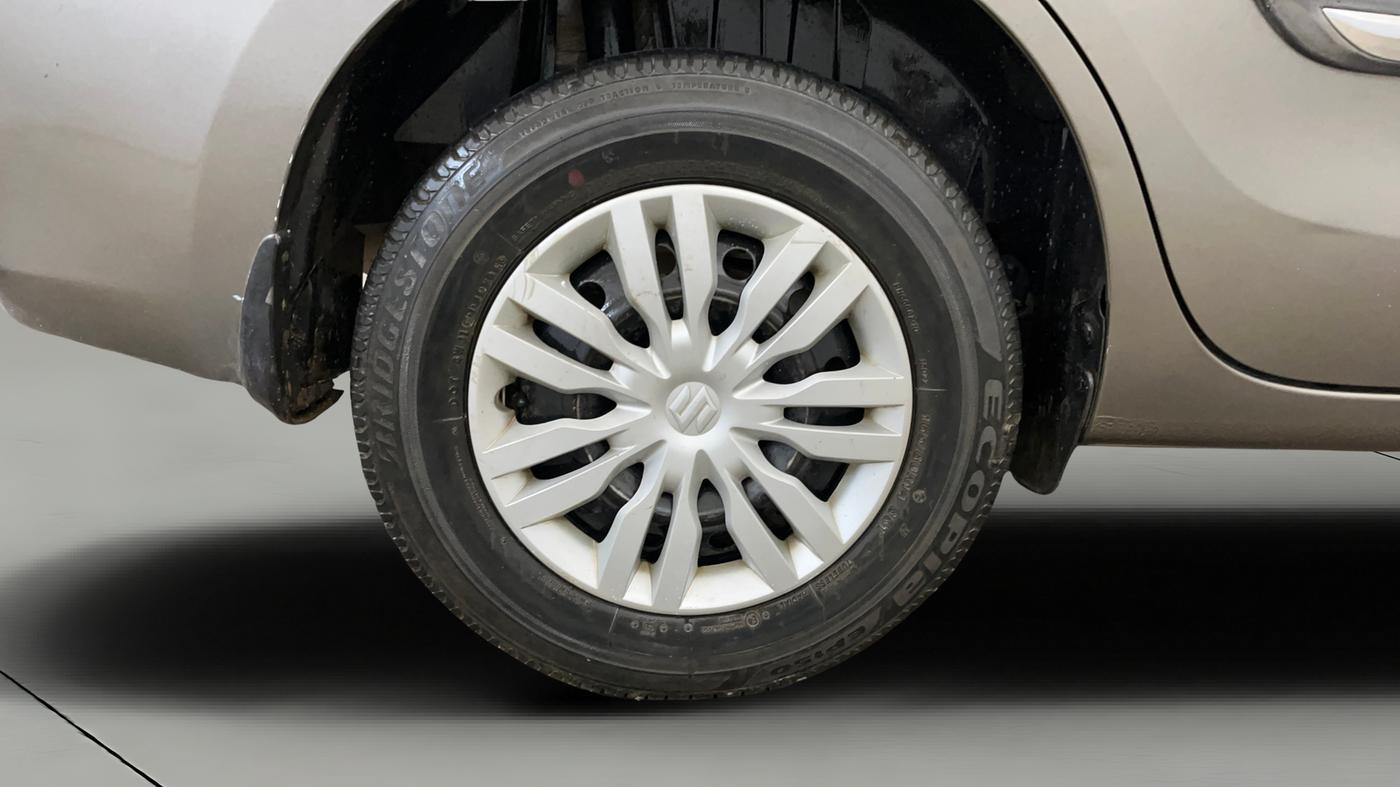 2018 Maruti Dzire VXI, Petrol, Manual, 39,181 km, Right Rear Wheel