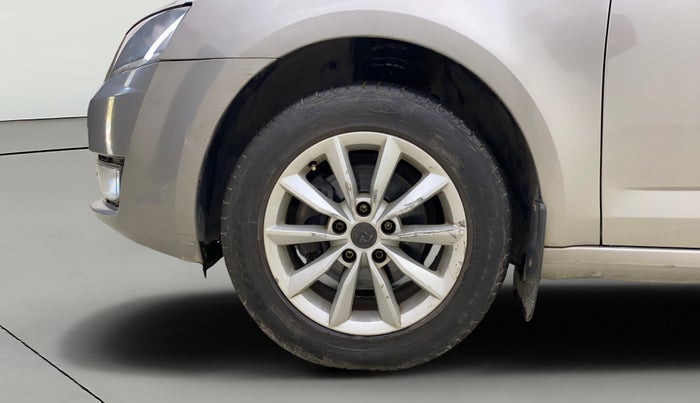 2014 Skoda Octavia AMBITION 1.4 TSI, Petrol, Manual, 65,493 km, Left Front Wheel