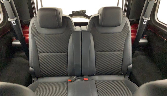 2021 Mahindra Thar LX PETROL HT 4WD AT, Petrol, Automatic, 25,244 km, Right Side Rear Door Cabin