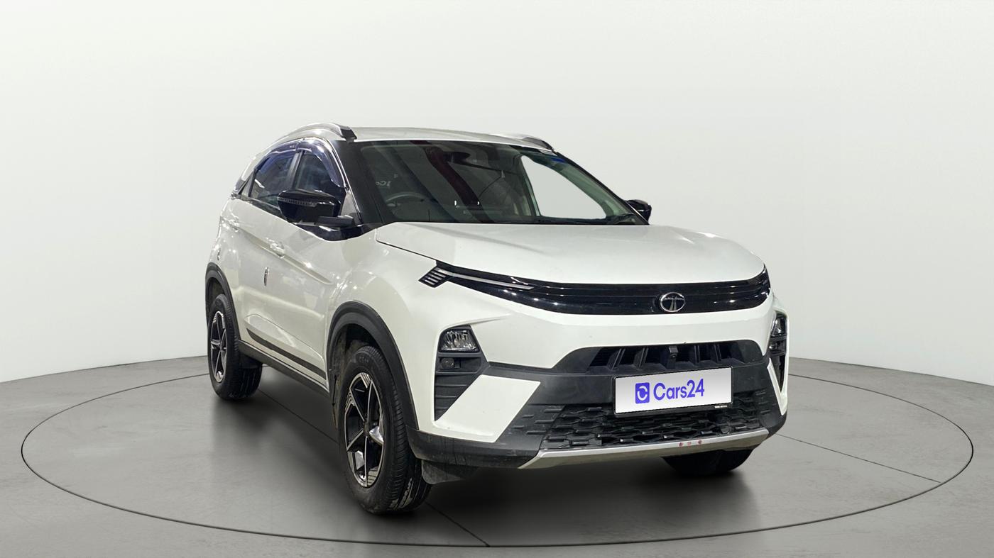 2025 Tata NEXON CREATIVE + SUNROOF 1.2 PETROL, Petrol, Manual, 8,414 km, Right Front Diagonal