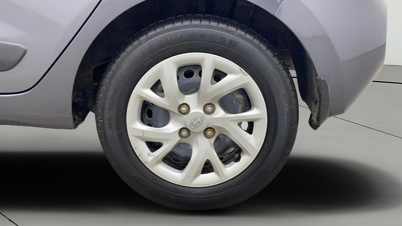 2019 Hyundai Grand i10 MAGNA 1.2 KAPPA VTVT, Petrol, Manual, 23,617 km, Left Rear Wheel