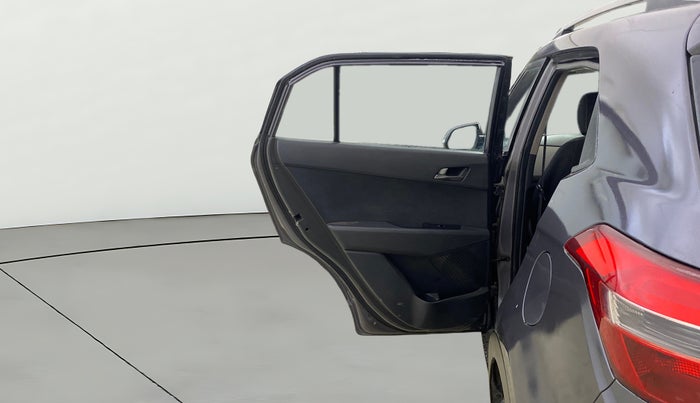 2016 Hyundai Creta SX PLUS 1.6 PETROL, Petrol, Manual, 95,983 km, LHS Rear Door