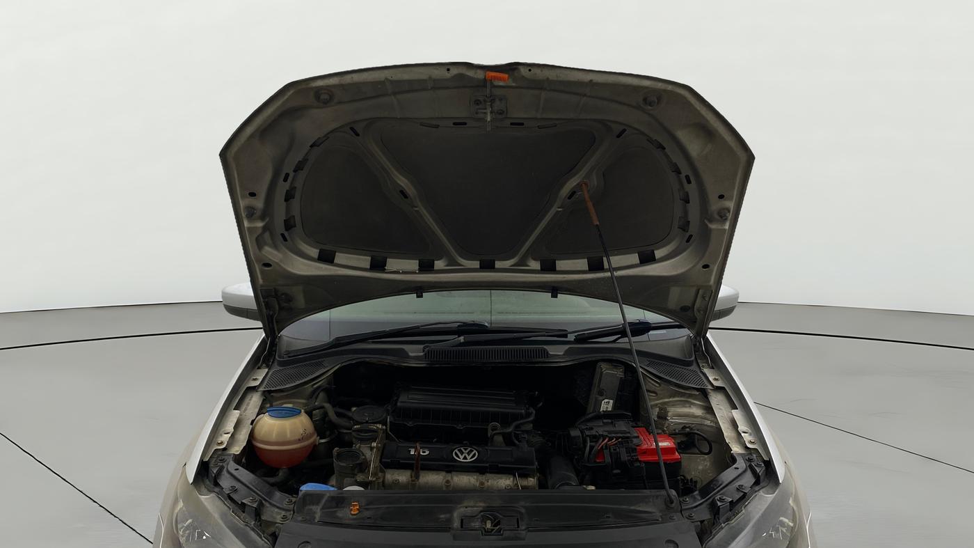 2013 Volkswagen Vento HIGHLINE PETROL AT, Petrol, Automatic, 84,536 km, Open Bonet