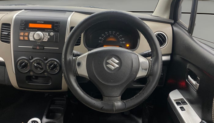 2014 Maruti Wagon R 1.0 LXI CNG, CNG, Manual, 93,598 km, Steering Wheel Close Up