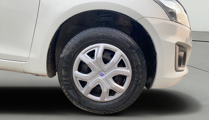 2015 Maruti Swift VXI, Petrol, Manual, 73,731 km, Right Front Wheel