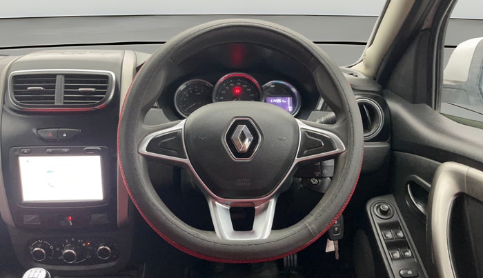 2020 Renault Duster RXS 1.5 PETROL MT, Petrol, Manual, 1,14,302 km, Steering Wheel Close Up