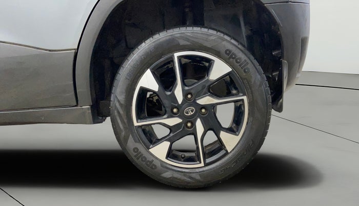 2022 Tata PUNCH ACCOMPLISHED AMT, Petrol, Automatic, 45,582 km, Left Rear Wheel
