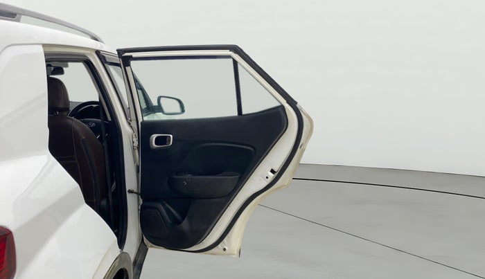 2019 Hyundai VENUE S 1.2, CNG, Manual, 61,911 km, RHS Rear Door