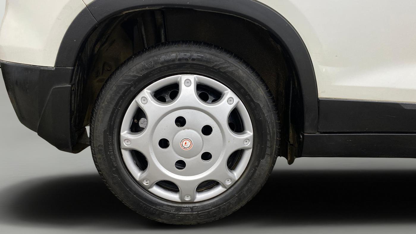 2021 Maruti Vitara Brezza VXI, CNG, Manual, 97,224 km, Right Rear Wheel