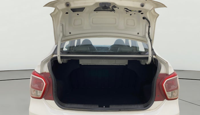 2015 Hyundai Xcent BASE 1.1, Diesel, Manual, 1,17,985 km, Boot Open Zoomed View