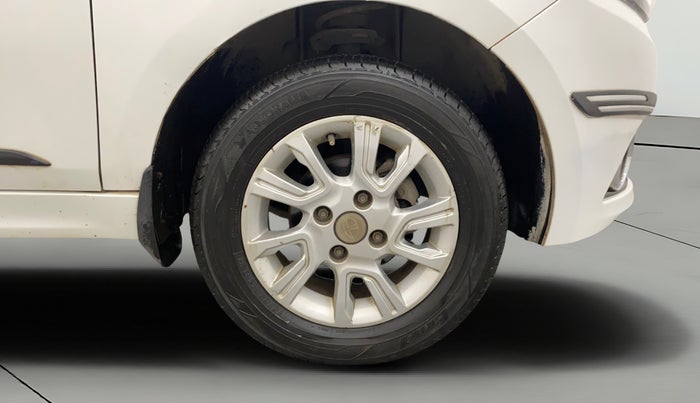 2018 Tata Tiago XZ PETROL, Petrol, Manual, 98,875 km, Right Front Wheel