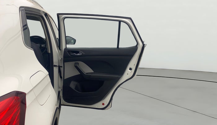 2022 Skoda KUSHAQ STYLE 1.5L TSI MT, Petrol, Manual, 27,212 km, RHS Rear Door