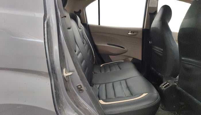 2019 Hyundai NEW SANTRO SPORTZ CNG, CNG, Manual, 79,475 km, Right Side Rear Door Cabin