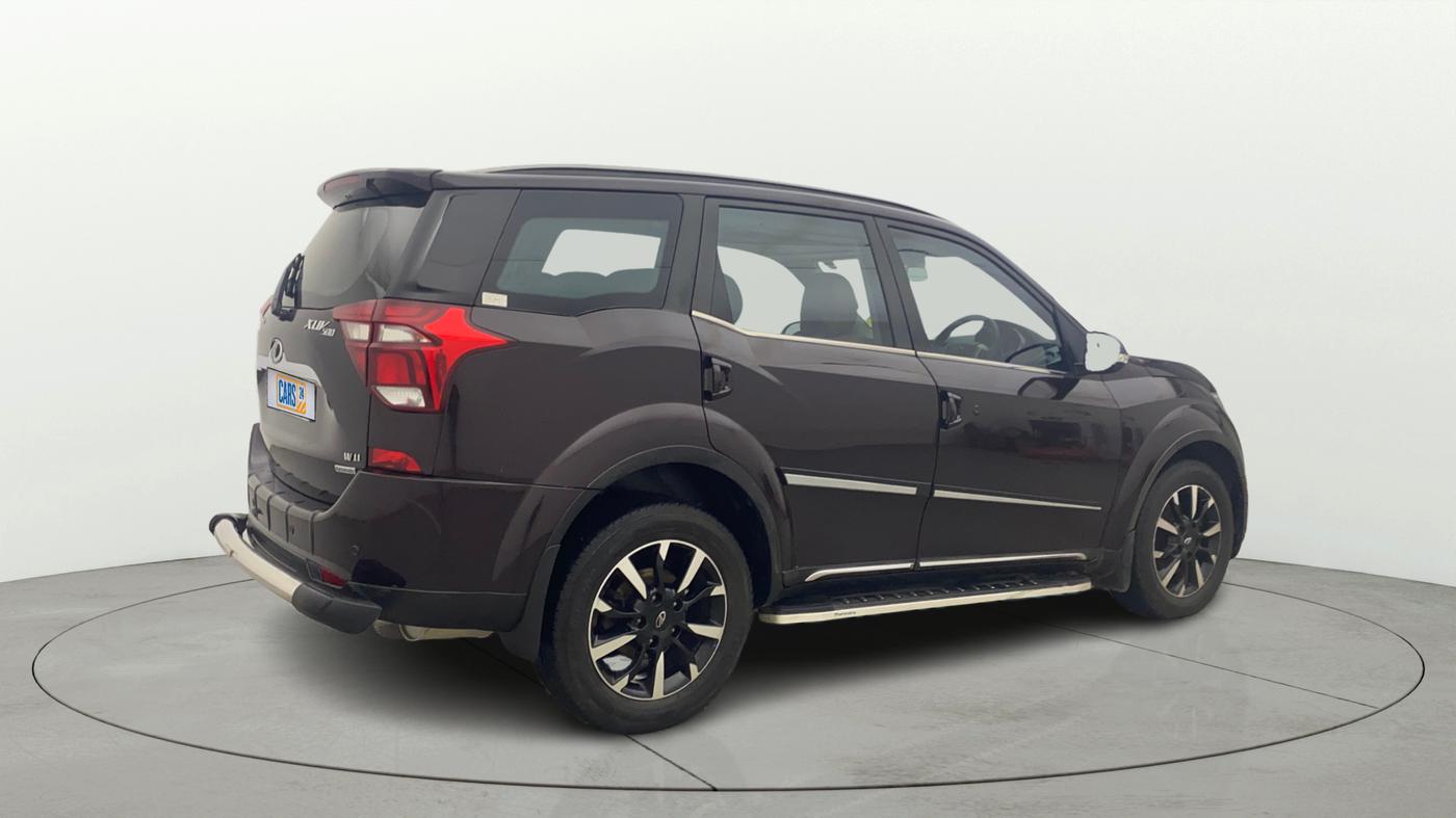 2018 Mahindra XUV500 W11 (O) AT, Diesel, Automatic, 24,675 km, Right Back Diagonal