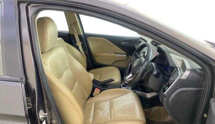 2015 Honda City 1.5L I-VTEC VX CVT, Petrol, Automatic, 1,09,208 km, Right Side Front Door Cabin