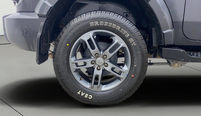 2023 Mahindra Thar LX D HT 2WD MT, Diesel, Manual, 8,725 km, Right Rear Wheel