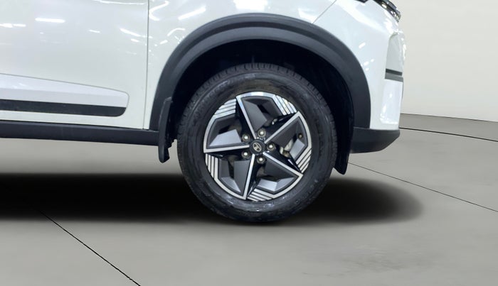 2023 Tata NEXON Creative Plus 1.2 Revotron 6AMT Dark Edition, Petrol, Manual, 34,726 km, Right Front Wheel