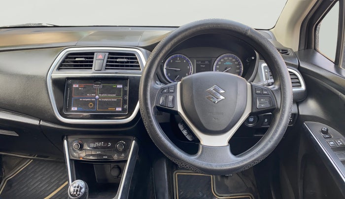 2018 Maruti S Cross ZETA 1.3, Diesel, Manual, 67,465 km, Steering Wheel Close Up