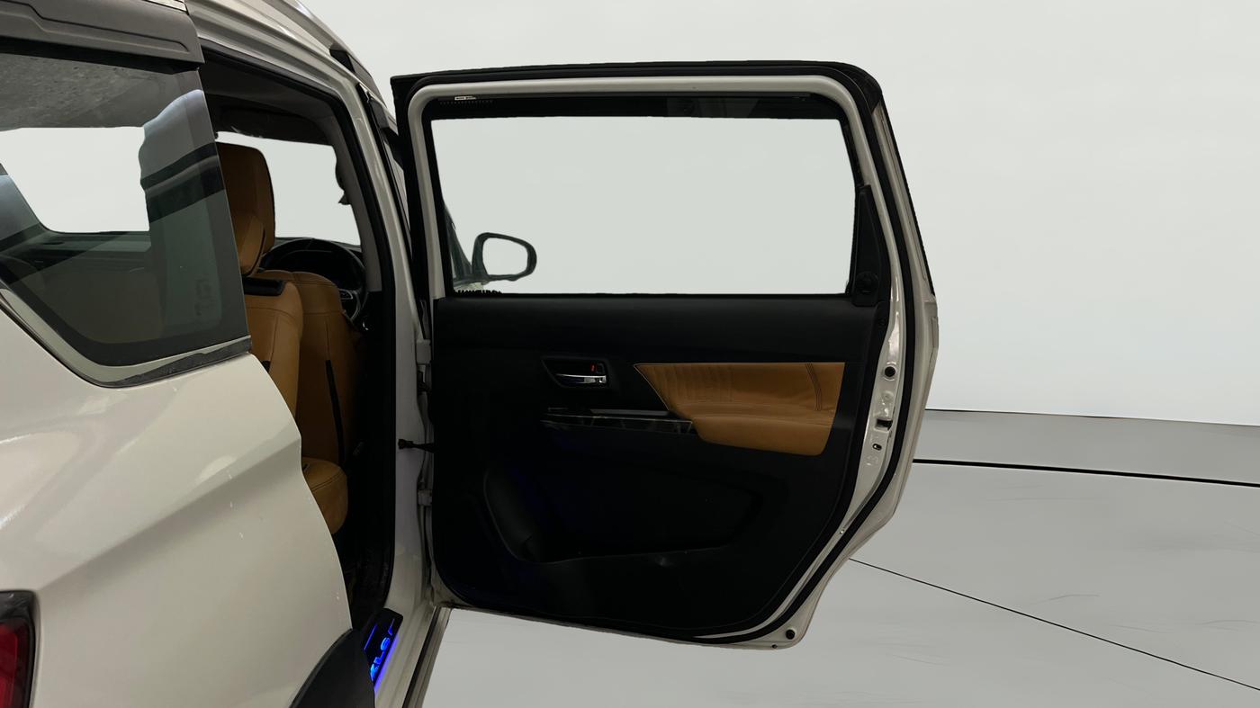 2022 Maruti XL6 ALPHA MT, Petrol, Manual, 37,161 km, RHS Rear Door