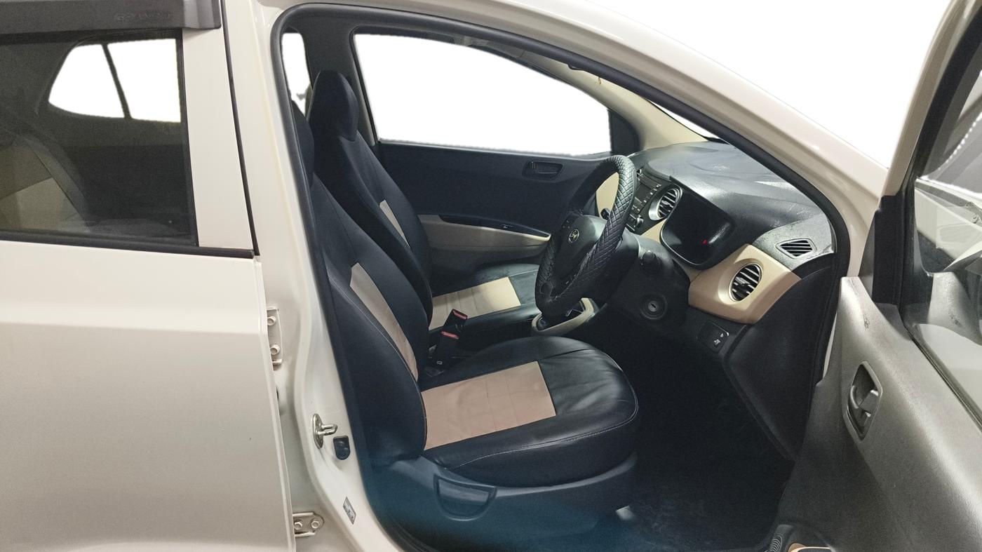 2018 Hyundai Grand i10 MAGNA 1.2 KAPPA VTVT, Petrol, Manual, 40,007 km, Right Side Front Door Cabin