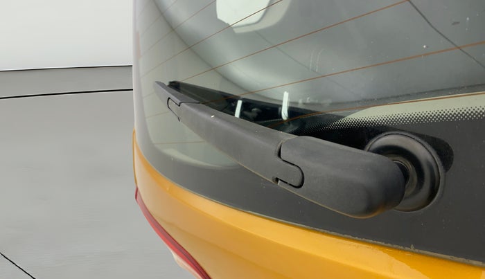 2020 Renault TRIBER RXZ AMT, Petrol, Automatic, 37,499 km, Rear Wiper