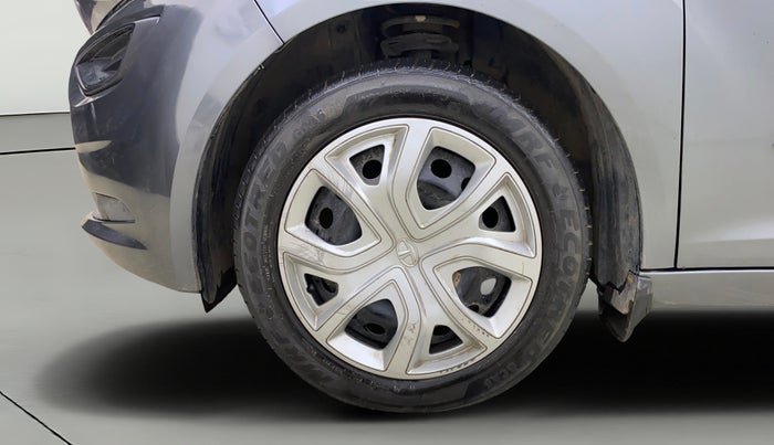 2023 Tata ALTROZ XM PLUS SUNROOF, Petrol, Manual, 19,692 km, Left Front Wheel