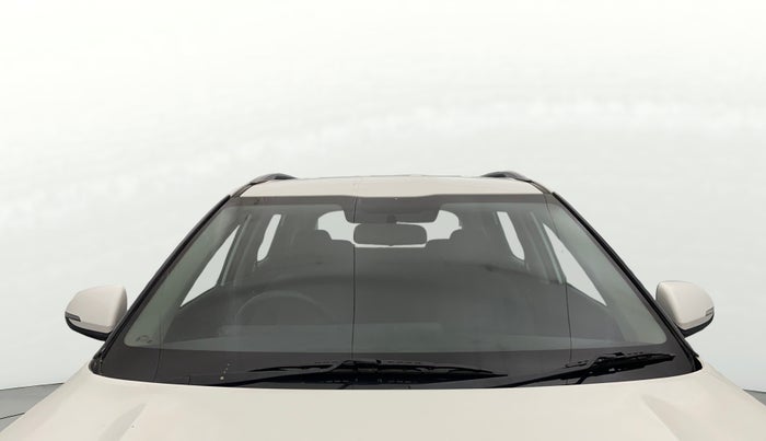 2023 KIA SELTOS  HTK 1.5 PETROL MT, Petrol, Manual, 20,556 km, Front Windshield