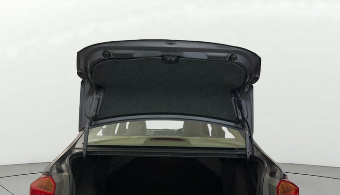 2018 Honda City 1.5L I-VTEC V MT, Petrol, Manual, 30,387 km, Boot Door Open