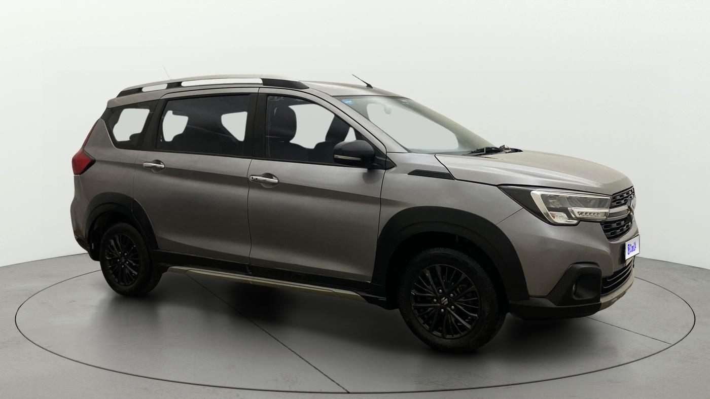 2021 Maruti XL6 ALPHA AT, Petrol, Automatic, 1,16,186 km, Right Front Diagonal