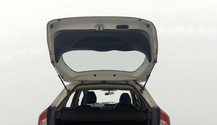 2016 Honda Jazz 1.2L I-VTEC V, Petrol, Manual, 40,892 km, Boot Door Open