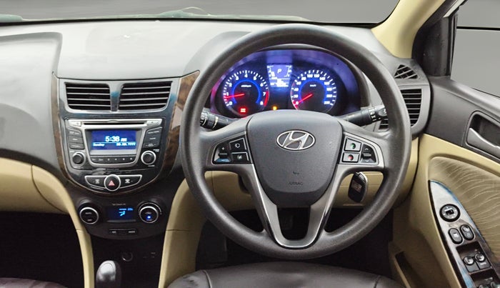 2016 Hyundai Verna FLUIDIC 4S 1.6 VTVT S AT, Petrol, Automatic, 78,631 km, Steering Wheel Close Up