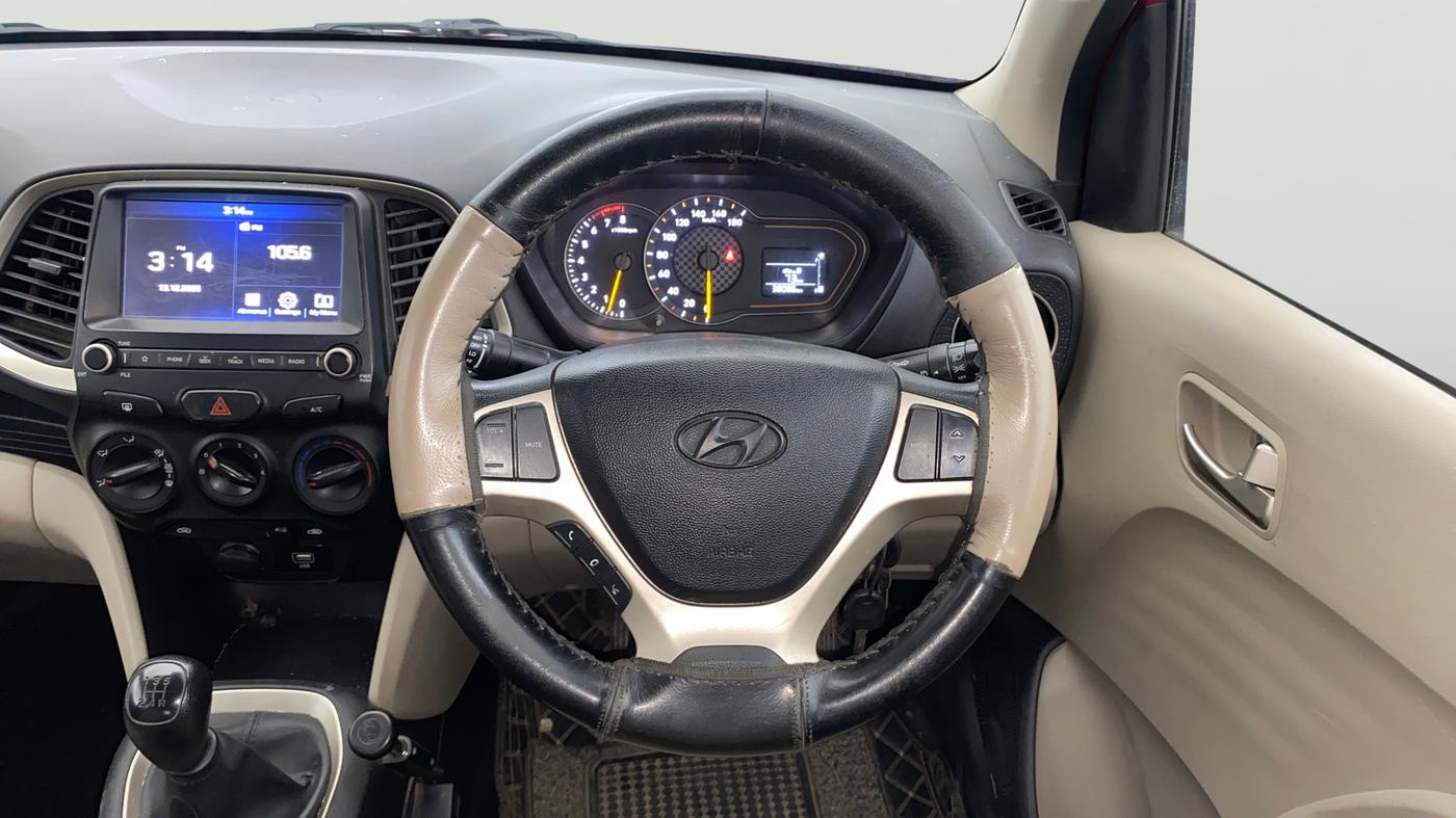 2018 Hyundai NEW SANTRO SPORTZ MT, Petrol, Manual, 38,094 km, Steering Wheel Close Up
