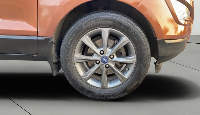 2020 Ford Ecosport TITANIUM 1.5L DIESEL, Diesel, Manual, 1,00,290 km, Right Front Wheel