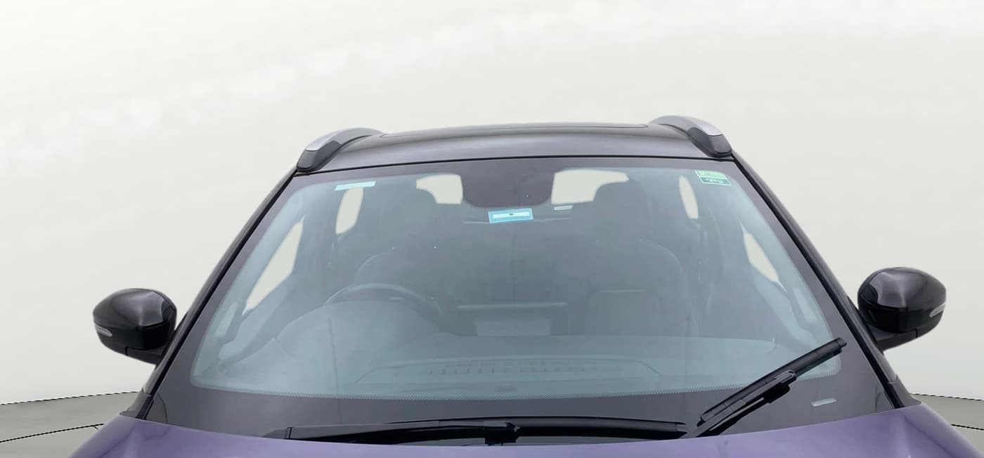2024 Tata NEXON FEARLESS PURPLE + SUNROOF DCA DUAL TONE 1.2 PETROL, Petrol, Automatic, 15,837 km, Front Windshield