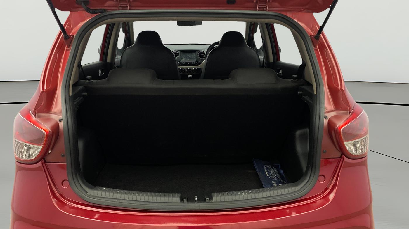 2017 Hyundai Grand i10 SPORTZ (O) AT 1.2 KAPPA VTVT, Petrol, Automatic, 1,08,807 km, Boot Open Zoomed View