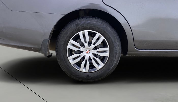 2015 Nissan Sunny XL, Petrol, Manual, 37,719 km, Right Rear Wheel