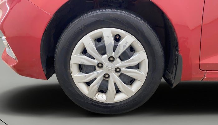 2017 Hyundai Verna 1.6 EX PETROL, Petrol, Manual, 42,658 km, Left Front Wheel