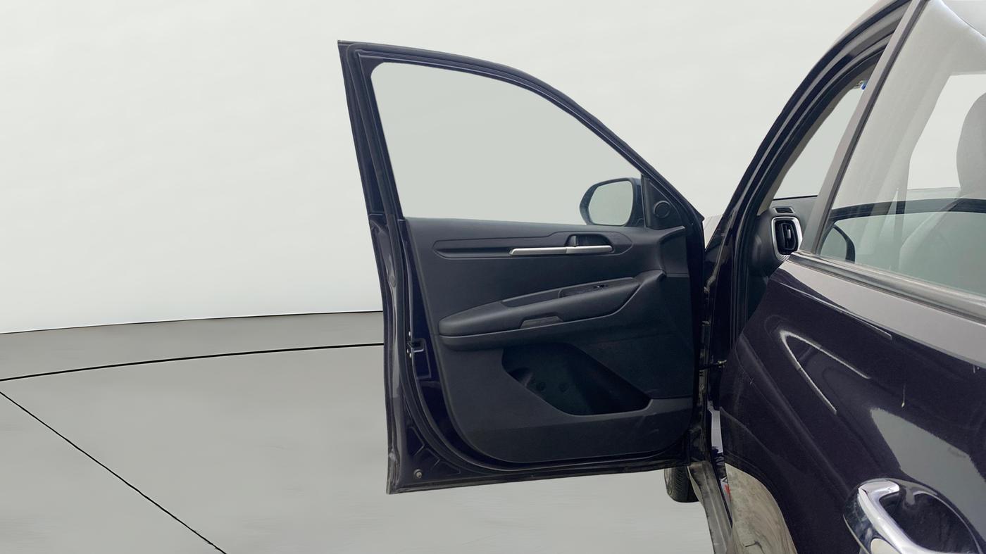 2023 KIA SONET HTK PLUS 1.2 PETROL MT, Petrol, Manual, 23,590 km, LHS Front Door