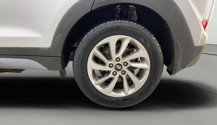 2016 Hyundai Tucson 2WD MT PETROL, Petrol, Manual, 1,04,120 km, Left Rear Wheel